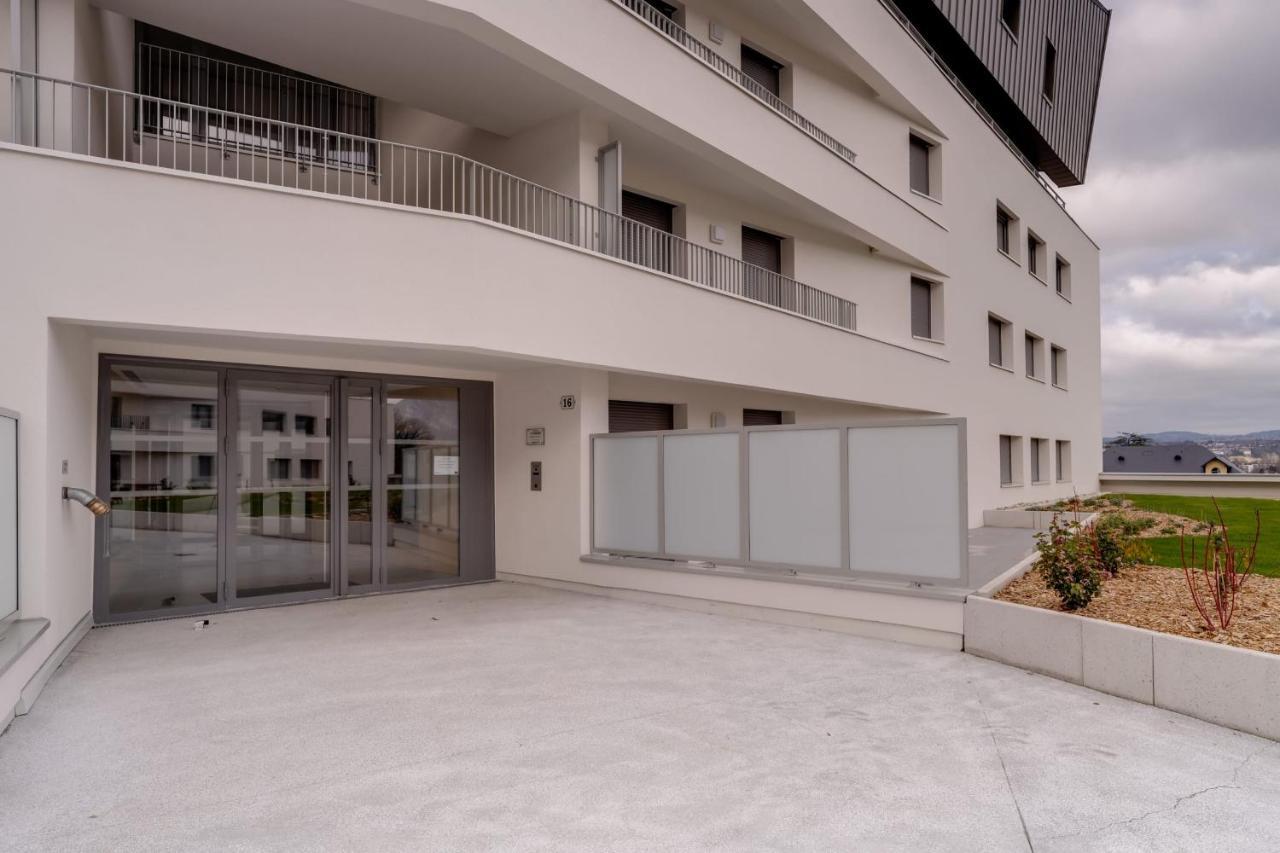 Le 305 - T3 With Garage And Beautiful Terrace Villa Annecy Buitenkant foto